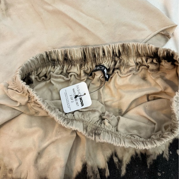 NWT Matching Shorts Set - Picture 4 of 7